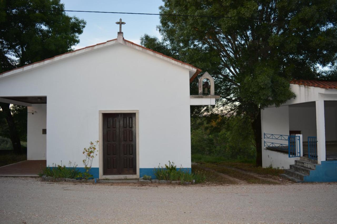 Vila Casa Da Pedra Ancião Exteriér fotografie