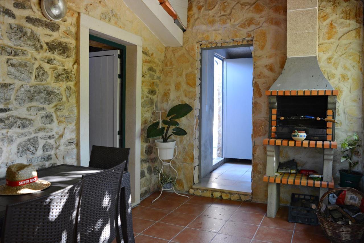 Vila Casa Da Pedra Ancião Exteriér fotografie